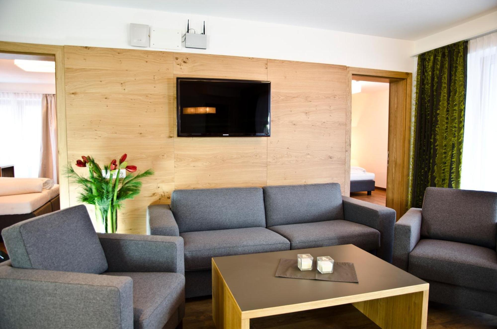 Hotel Garni Alpenland Ισγκλ Εξωτερικό φωτογραφία