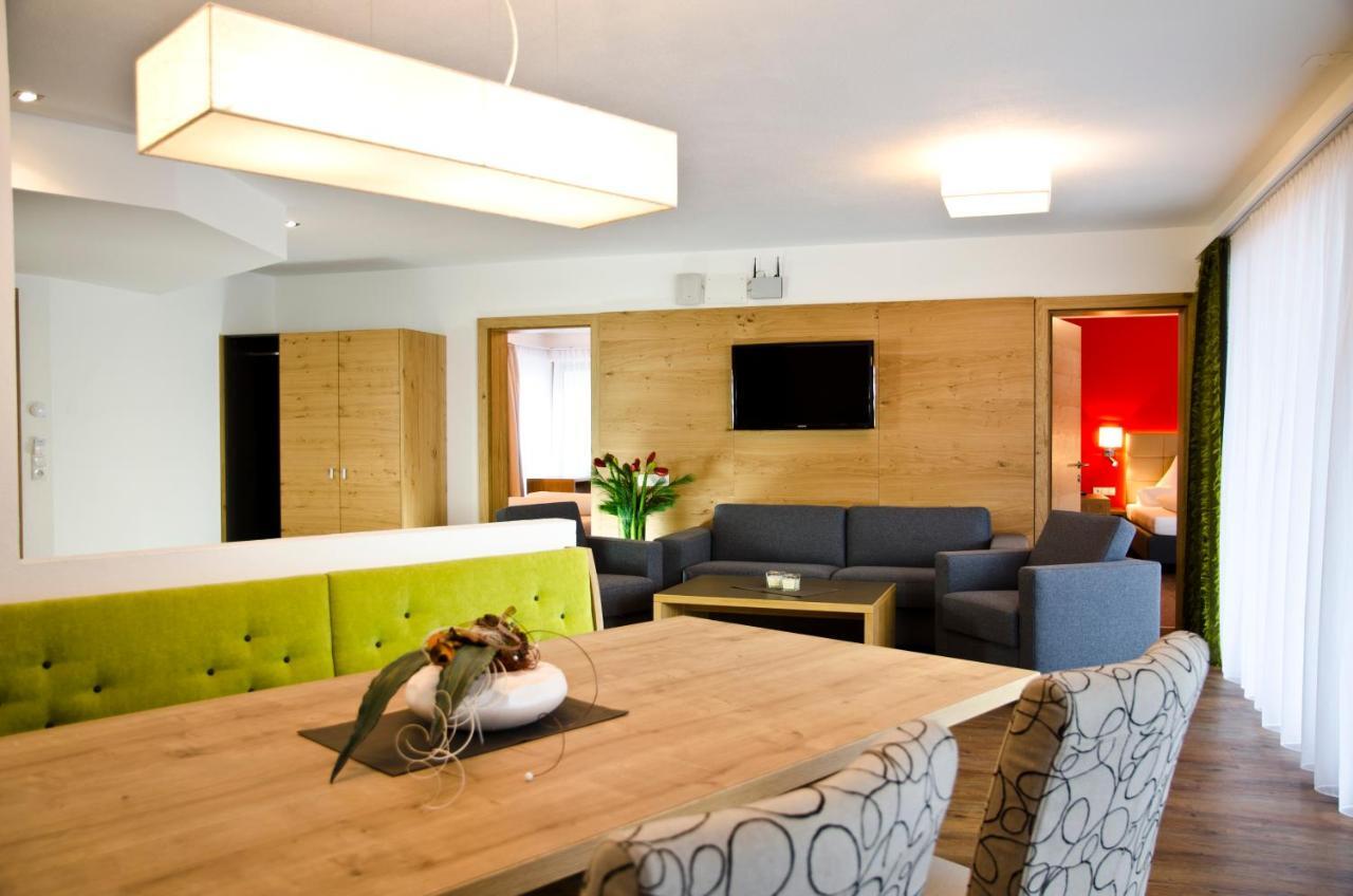 Hotel Garni Alpenland Ισγκλ Εξωτερικό φωτογραφία